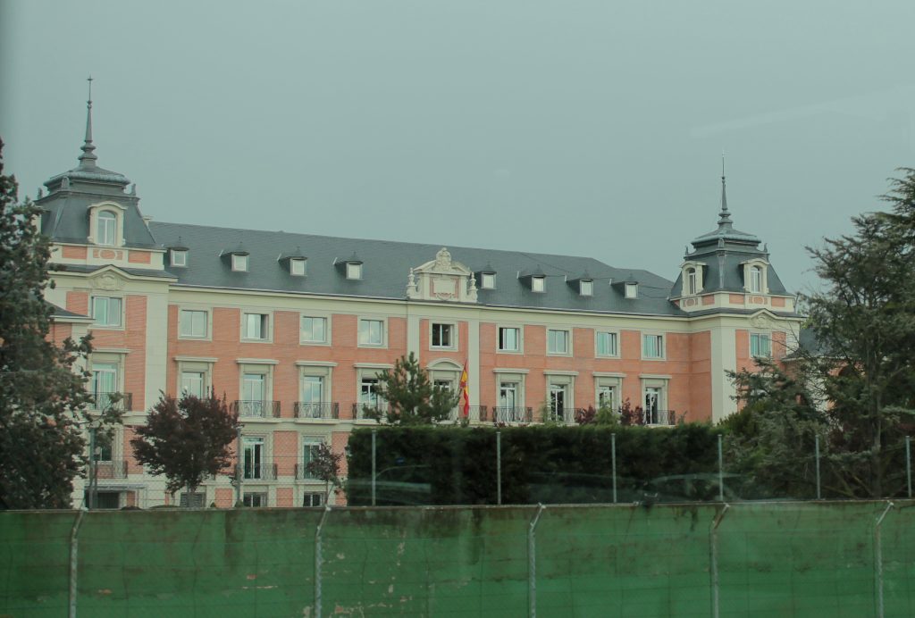 Palacio de la Moncloa, sede del Gobierno de Pedro Sanchez en Madrid