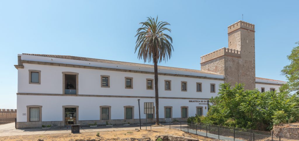 Biblioteca de Extremadura, en la Alcazaba de Badajoz